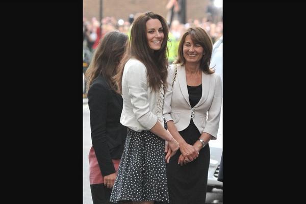 Di Tengah Pengobatan Kanker Putrinya, Keluarga Kate Middleton Punya Utang Rp5,2 Miliar