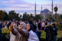 Kapan Idul Fitri 2024 dan Bagaimana Perayaannya?