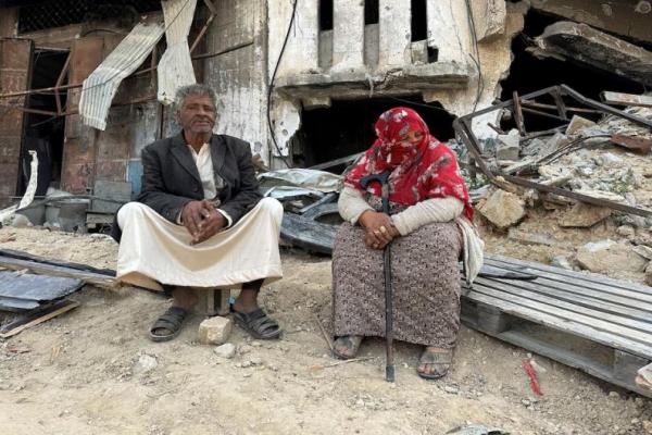 Pasukan Israel Mundur dari Khan Younis, Warga Gaza Bertahan di Rumah yang Hancur