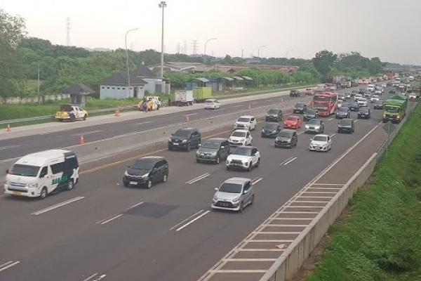 Wahai Pemudik, Ini Prediksi Cuaca di Jalan Tol Jakarta -Cikampek