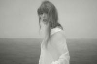 Review Album The Tortured Poets Department, Taylor Swift Memperlihatkan Jiwanya yang Tersiksa (FOTO: BETH GARRABRANT)