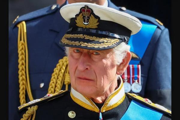 Pangeran Harry Ingin Rekonsiliasi dengan Keluarga, Raja Charles Posting Tentang Hari Ayah