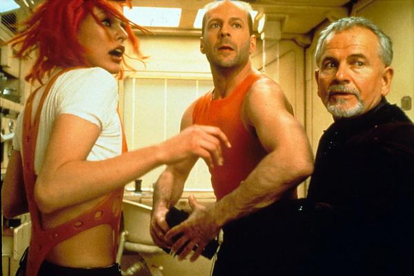 (Kiri-kanan :) Milla Jovovich, Bruce Willis dan Ian Holm dalam `The Fifth Element`. (FOTO: REX/SHUTTERSTOCK) 