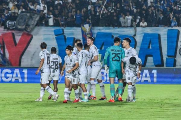 Kalah Tiga Kali Beruntun, Pieter Huistra Ungkap Kesalahan Borneo FC