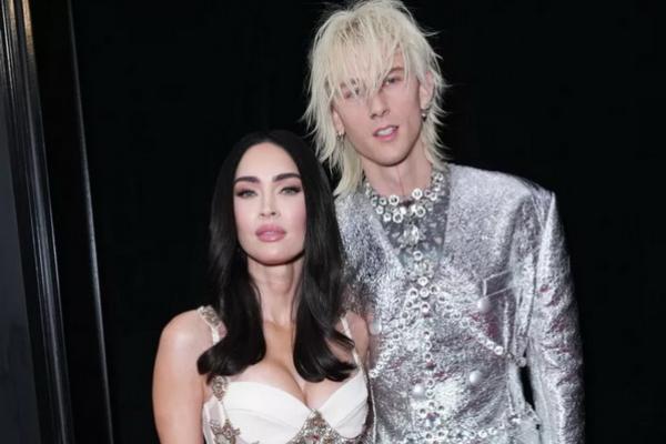 Mesra di Stagecoach Festival, Megan Fox dan Machine Gun Kelly `Nyambung` Lagi? (FOTO: GETTY IMAGE) 