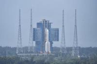 Tiongkok Mendarat di Sisi Jauh Bulan dalam Misi Pengambilan Sampel