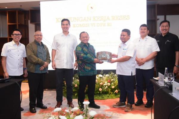 DPR Dorong Bali Jadi Destinasi Wisata Premium