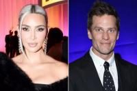 Kim Kardashian Olok Rumor Kencan dengan Tom Brady