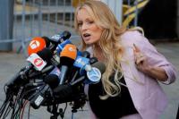 Bintang Film Dewasa Stormy Daniels Bersaksi dalam Sidang Uang Tutup Mulut Trump