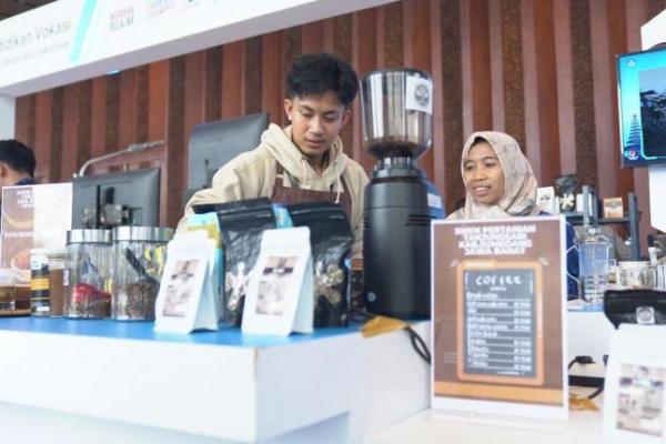 Kemendikbudristek Buka Magang Instruktur LKP Barista dan Otomotif. (Foto: Kemendikbudristek) 