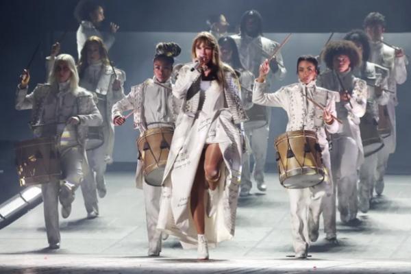 Taylor Swift di konser Eras Tour 2024 di Paris. (FOTO: TAS MANAGEMENT) 