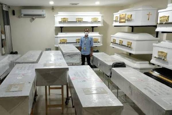 Catat, Peti Jenazah Tidak Kena Bea Masuk
