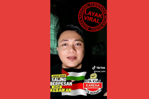 Video TikTok @maul_isbir yang menyampaikan bahwa antara Kompas dan Tribun berperang dukungan antara Israel Vs Palestina. 