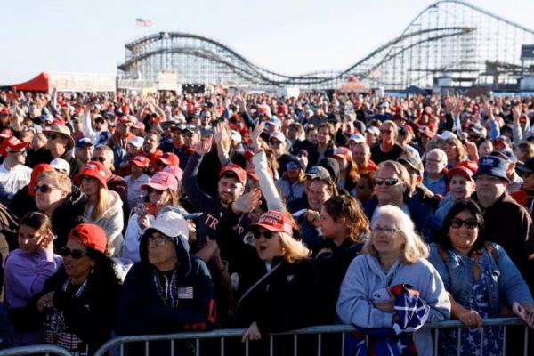 Pendukung Ragukan Legitimasi Pemilu Meski Jajak Pendapat Sebut Trump Unggul
