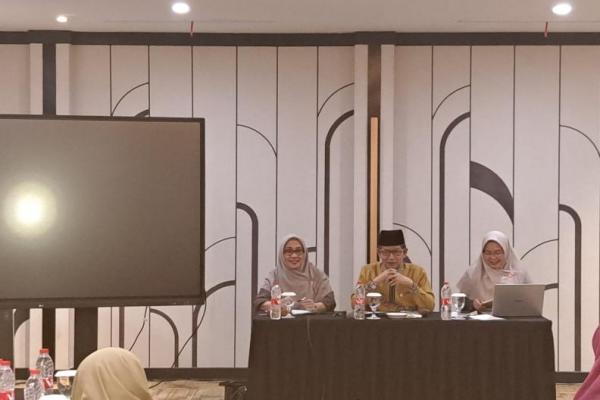 Bidang Perempuan, Remaja dan Keluarga (PRK) Majelis Ulama Indonesia (MUI) Provinsi DKI Jakarta menggelar Rapat Kerja (Raker) I di Ruang Gambir The Tavia Heritage Hotel. (Foto: Ist) 