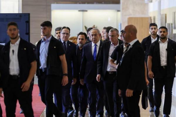 Benjamin Netanyahu tiba untuk pertemuan di Knesset di Yerusalem 20 Mei 2024. REUTERS 