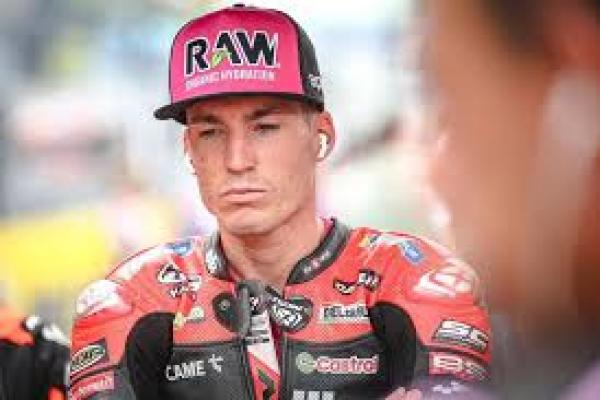 Rider andalan tim Aprilia Racing Aleix Espargaro umumkan pensiun dari MotoGP pada akhir tahun 2024 (foto motorsport) 