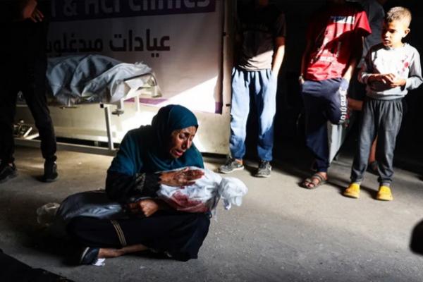 Truk Bantuan Berhasil Masuk Gaza Setelah Berminggu-minggu Terhenti akibat Serangan Israel. (FOTO: AFP) 