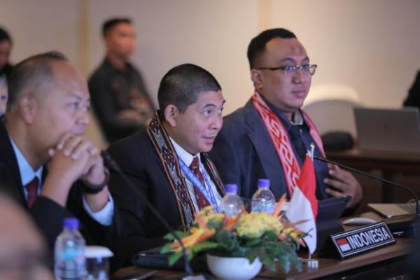 Delegasi Indonesia dalam pertemuan The 30th Aid Navigation Fund (ANF) di Labuan Bajo, NTT. (Foto: djpl/katakini) 