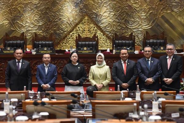 DPR Terima Laporan Hasil Pemeriksaan 2023 dari BPK