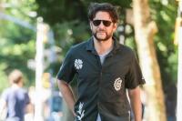 Bradley Cooper Pamer Janggut Baru Setelah Kencan Bersama Gigi Hadid