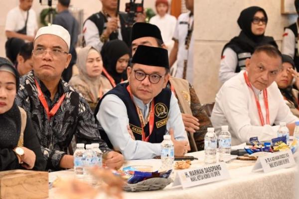 Timwas Haji Pertanyakan Pencopotan Bendera RI di Bus Jemaah Haji Indonesia