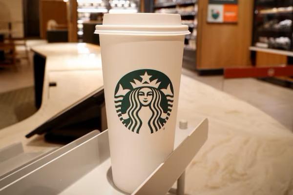 Pengadilan Perintahkan Pekerjakan Kembali Buruh Starbuck, MA Amerika  Dukung Pemecatan