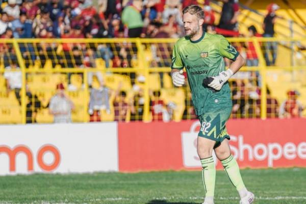 Dewa United Perpanjang Kontrak Dua Kiper