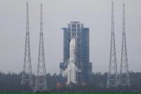 Bawa Sampel dari Bulan, Pesawat Luar Angkasa Milik China Kembali ke Bumi