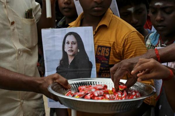Warga Desa Leluhurnya di India Siapkan Perayaan Jika Kamala Harris Ikut Pilpres AS