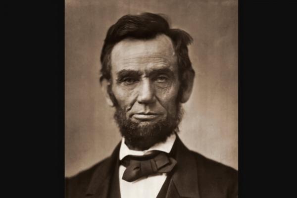 Film Dokumenter Terbaru Ungkap Mantan Presiden AS Abraham Lincoln Seorang Gay