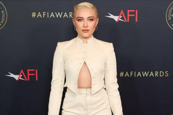 Florence Pugh Senang Kembali Jadi Black Widow di Thunderbolts