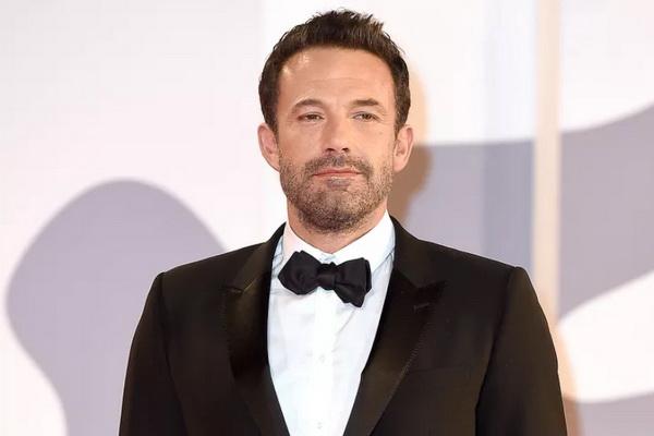 Berpisah dengan Jennifer Lopez, Ben Affleck Semangat Liburan Bersama Anak-anaknya