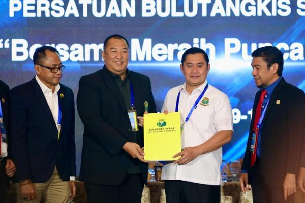 Terpilih Aklamasi, Fadil Imran Pimpin PBSI Hingga 2028