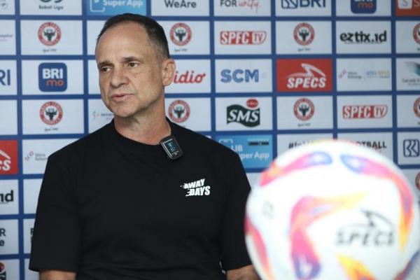 Hadapi Semen Padang FC,  Wagner Lopes Imbau PSS Sleman Bermain Cerdas