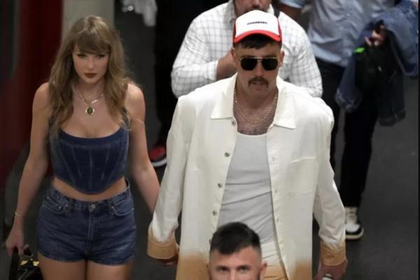 Taylor Swift Hibur Travis Kelce setelah Chiefs Kalah Telak di Super Bowl 2025