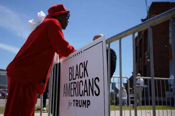 Survei: Sekitar 64 Persen Pemilih Kulit Hitam Inginkan Harris dan 13 Persen Dukung Trump