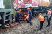 Tertemper Truk di Lintasan Sebidang, KAI Akan Tempuh Jalur Hukum
