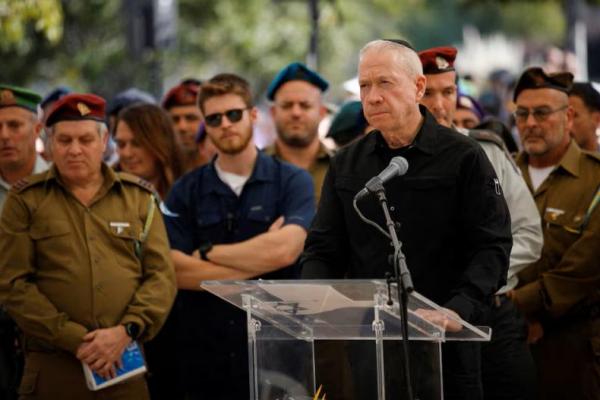 Pemecatan Menteri Pertahanan Israel Hilangkan Duri dalam Daging Netanyahu