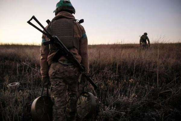 Hanya Menjabat Hingga Januari, Biden Bergegas Kirim Bantuan $9 Miliar ke Ukraina