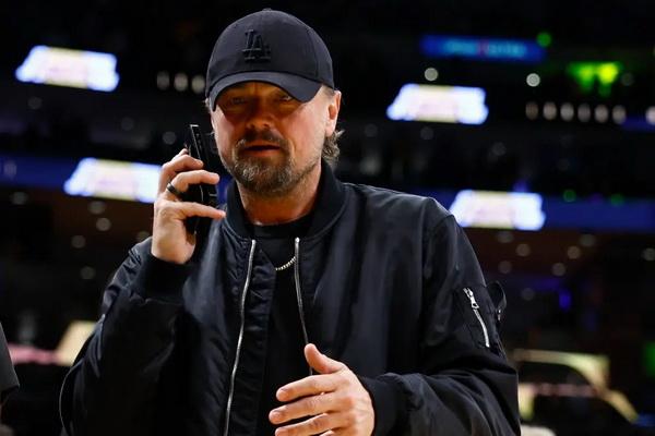 Bagaimana Leonardo DiCaprio Rahasiakan Ultah Ke-50 yang Dihadiri Para Bintang?