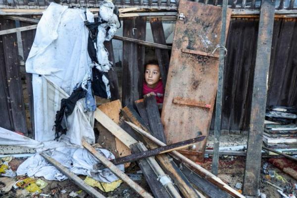 Pasukan Israel Membunuh 22 Orang di Gaza, Memaksa Pengungsian Baru di Utara