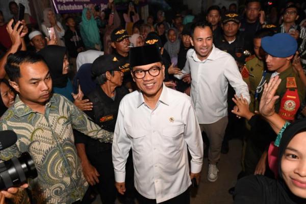 Mendes Yandri Dorong Warga Desa Fokus Kembangkan Produk Khas Lokal