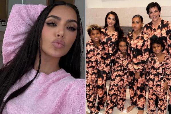 Kompak, Kim Kardashian Pakai Piyama Kembar dengan Anak-anak dan Ibunya Kris Jenner