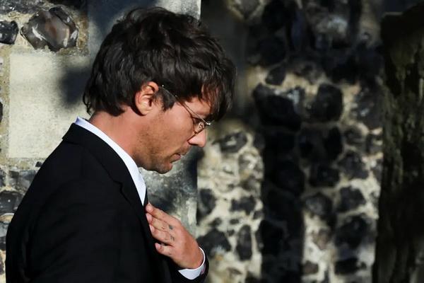 9 Tahun Terpisah, Personel One Direction Datang ke Pemakaman Liam Payne dengan Wajah Pilu