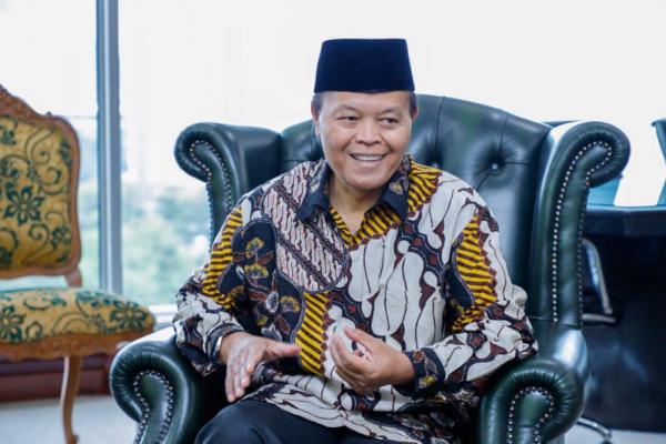 HNW Dorong Menag Segera Realisasikan Pembentukan Ditjen Pesantren