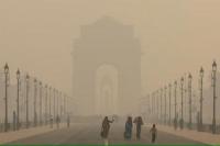 Kabut Asap Beracun Masih Selimuti Wilayah Utara India, Polusi Delhi Tetap Parah