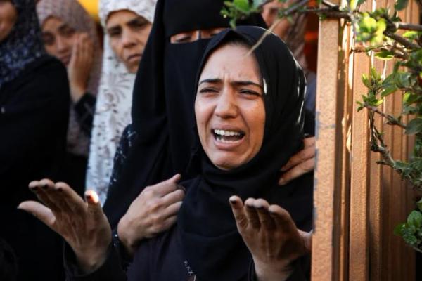 Israel Mengebom Lima Rumah Penuh Sesak di Gaza, Korban Terjebak di Reruntuhan