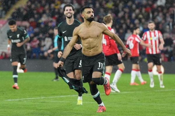 Liverpool Tundukkan Southampton 3-2