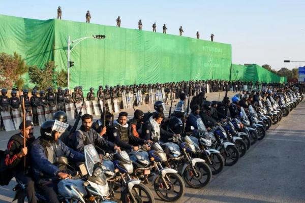 Jelang Protes Pembebasan Mantan PM Pakistan, Islamabad Berlakukan Lockdown
